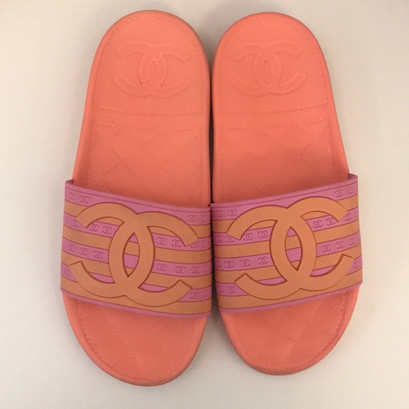 chanel pool slides 2018